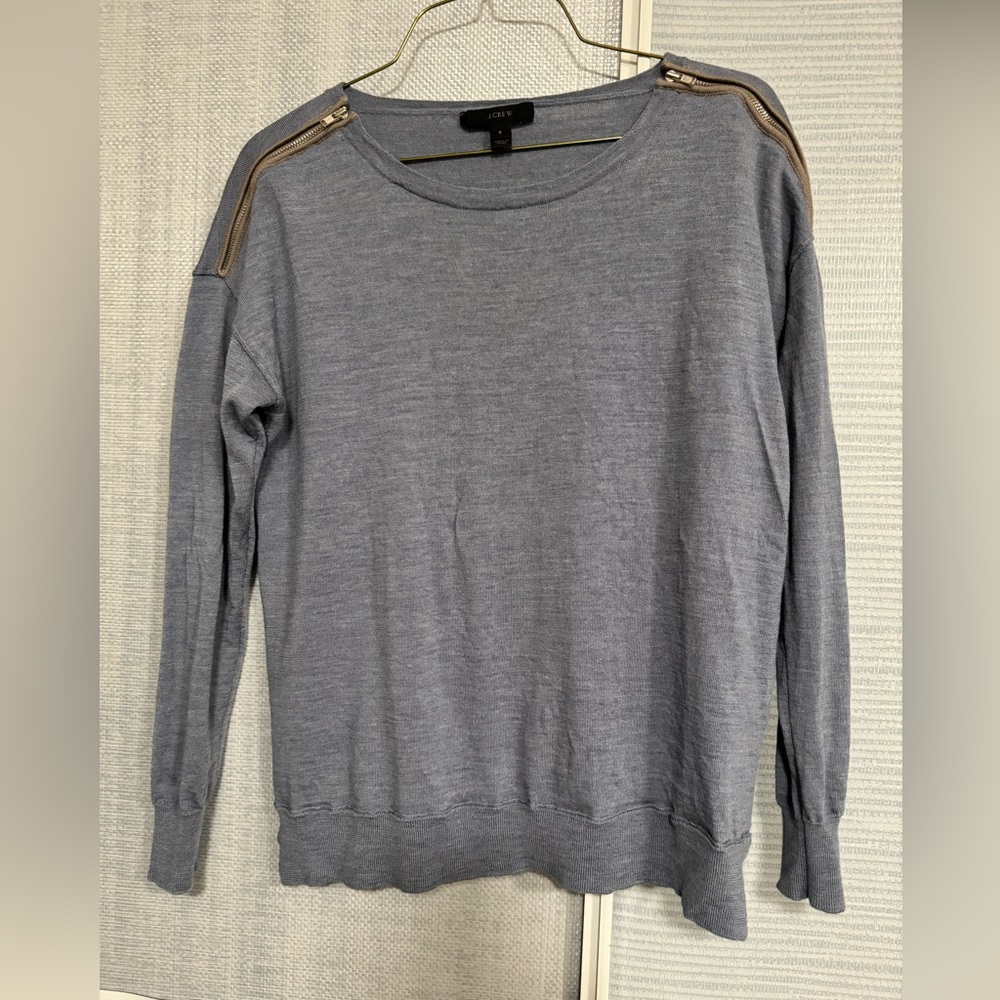 J crew sweater S
